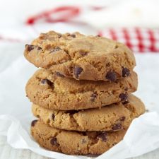10 Minute Chocolate Chip Cookies