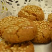 Chickpea cookies with sesame