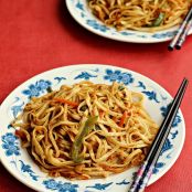 Chinese style Noodles with Vegetables and eggs