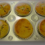 Eggless Nut and Raisin Muffins/ Cupcakes