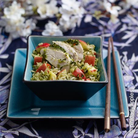 Thai style rice salad with chicken, Pink Lady® apple and mango