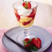Quick individual strawberry & vanilla trifles