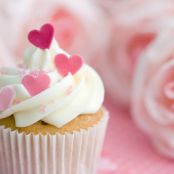 Valentine's Day Vanilla Cupcakes with Buttercream Icing