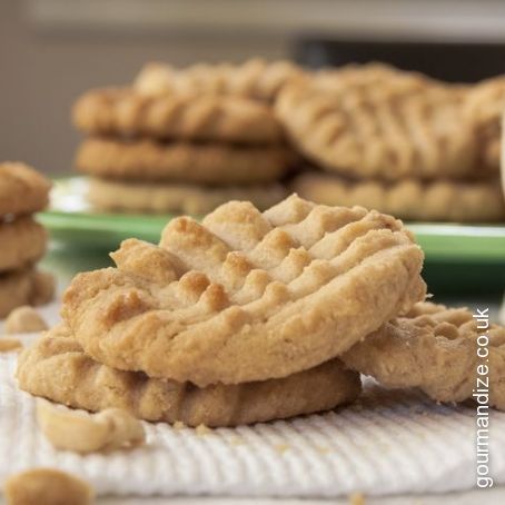 Chewy Chocolate Chip Oatmeal Cookies