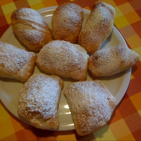 Nutella and biscuit pastry parcels