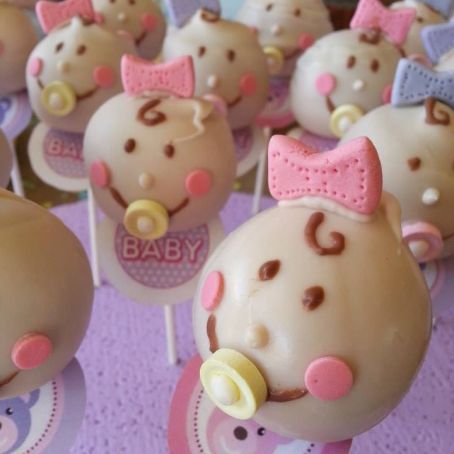 Recipe: Babyface Cake Pops, rated 3.3/5 | Gourmandize UK Ireland Gourmandize.co.uk