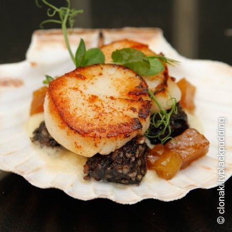 Clonakilty Blackpudding And Scallops With Bacon And Colcannon