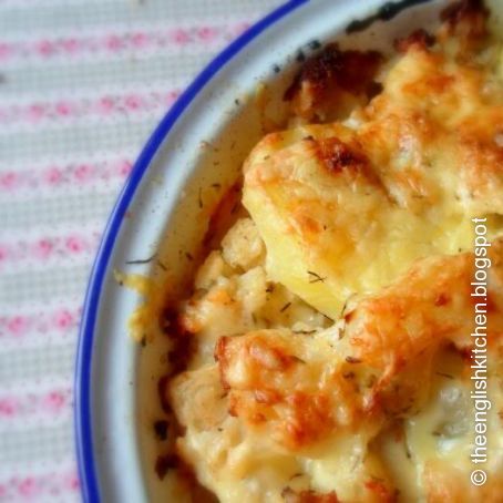 Cheese and Onion, Potato and Cauliflower Bake