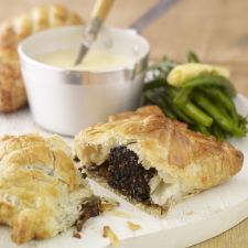 Clonakilty Blackpudding “Sausage Roll”, With A Mustard Cream Sauce