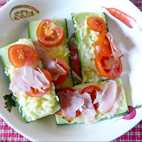 Canape Cucumber Pizza On The Go