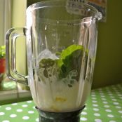 Green Monster Smoothie - Step 1