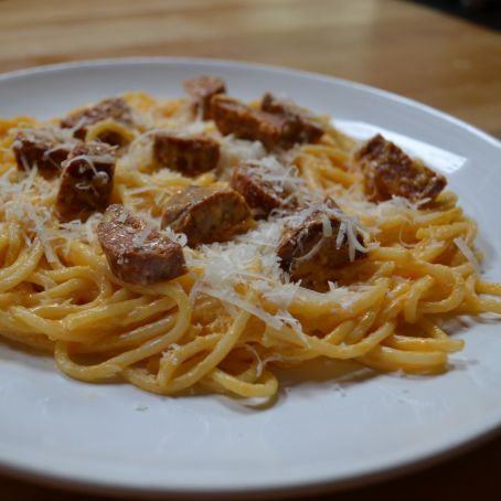 Spaghetti with chorizo sausage: