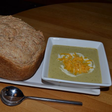 Cheesy Broccoli Soup