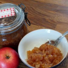 Recipe: Courgette and Apple Jam, rated 3.2/5 | Gourmandize UK Ireland Gourmandize.co.uk