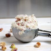 Pistachio and Cranberry Frozen Yoghurt