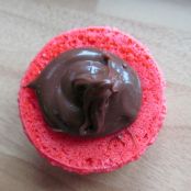 Red Macarons with Chocolate Ganache - Step 3