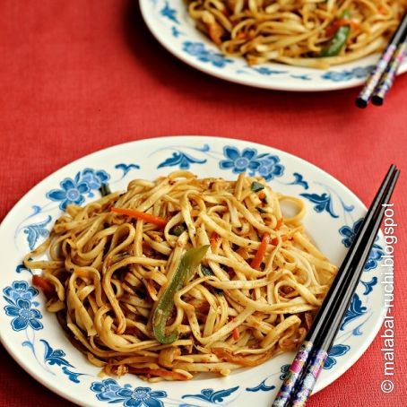 Chinese style Noodles with Vegetables and eggs