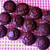 Chocolate and Beetroot Cupcakes with Cream Cheese Frosting - Step 6