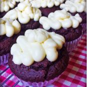 Chocolate and Beetroot Cupcakes with Cream Cheese Frosting
