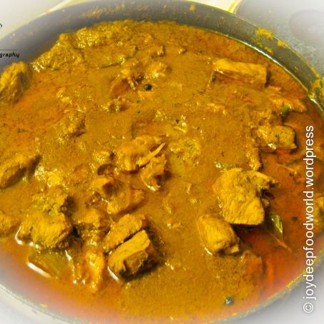 Chicken Kasha (Slow cooked chicken in spicy yoghurt curry )
