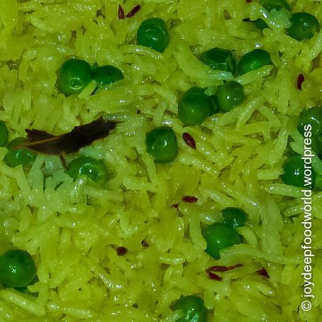 Peas Pulao ( Pilau rice with green peas)