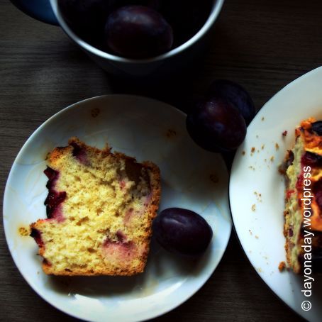 Yeasty Plum Cake