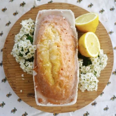 Lemon Drizzle Cake