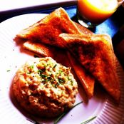Perfect scrambled eggs on toast