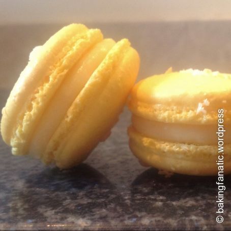 Pineapple and coconut macarons
