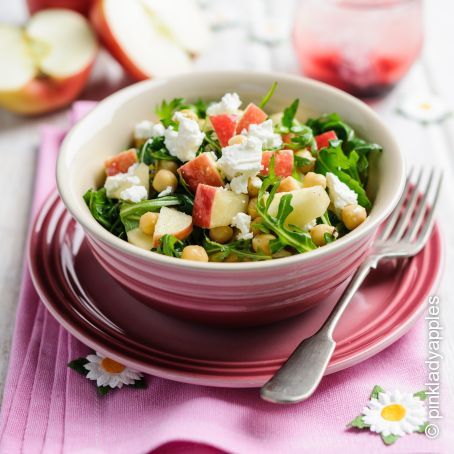 Pink Lady® apple, rocket, chickpea and feta salad