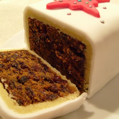 seasonal christmas cake