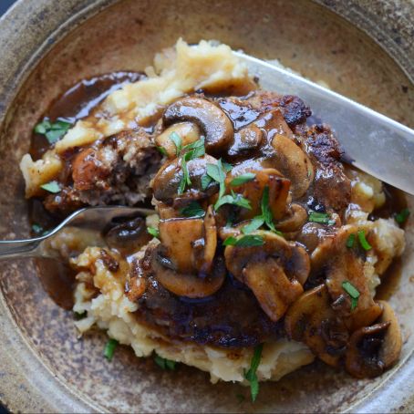 Salisbury Steak with caramiled onion and Mushroom Gravy