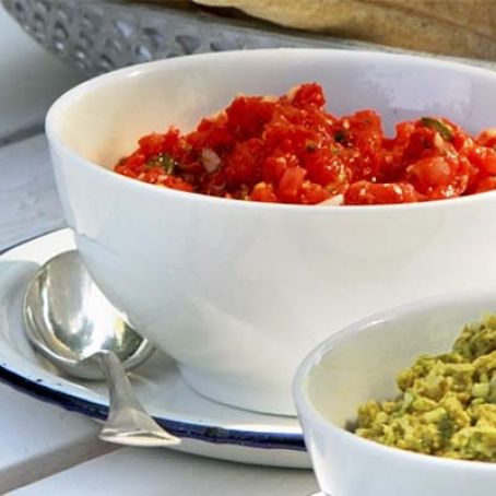 Red pepper & tomato salsa