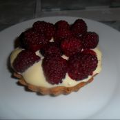 Sweet Dreamy Romantic Raspberry tarts