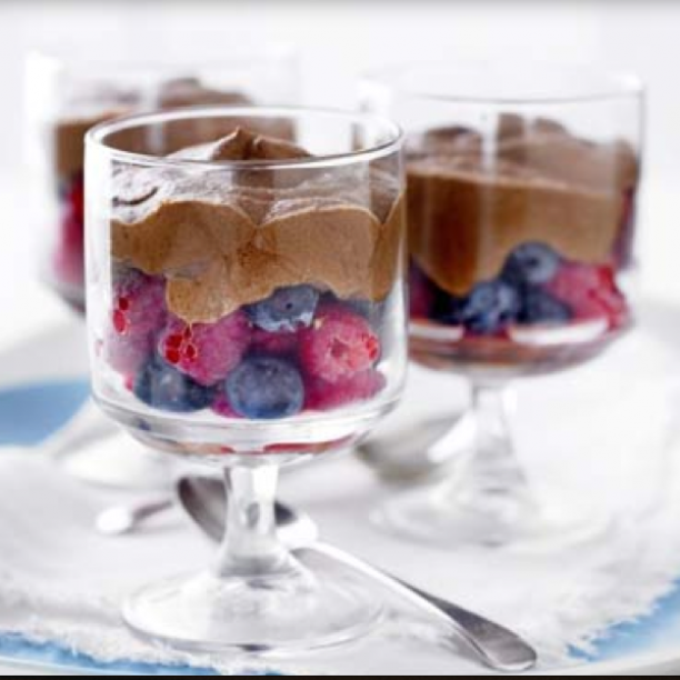 Chocolate & berry mousse pots