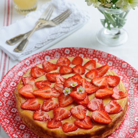 Sweet Eve Strawberry, Ricotta and Lemon Thyme Cheesecake
