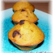 Halloween pumpkin and choc chip muffins