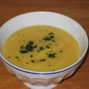 Cream of cauliflower soup with almond milk