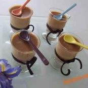 Little pots of liquorice cream