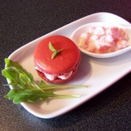 Macaroon with tomato basil feta