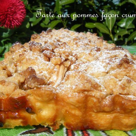 Apple crumble tart