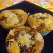 Rhubarb crumble muffins