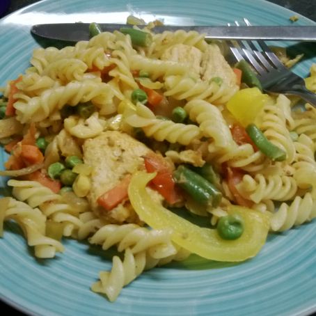 Quorn and vegetable pasta