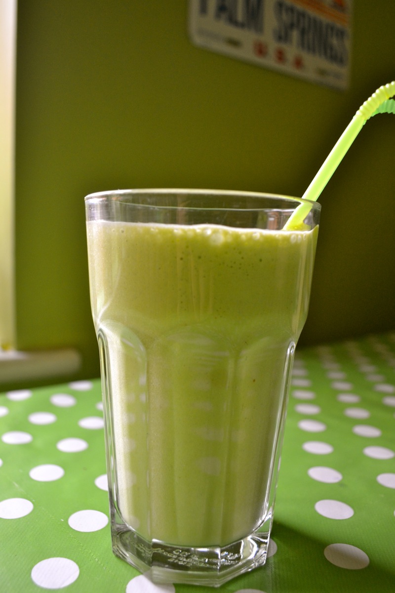 Recipe: Green Monster Smoothie, rated 4.2/5 - 30 votes