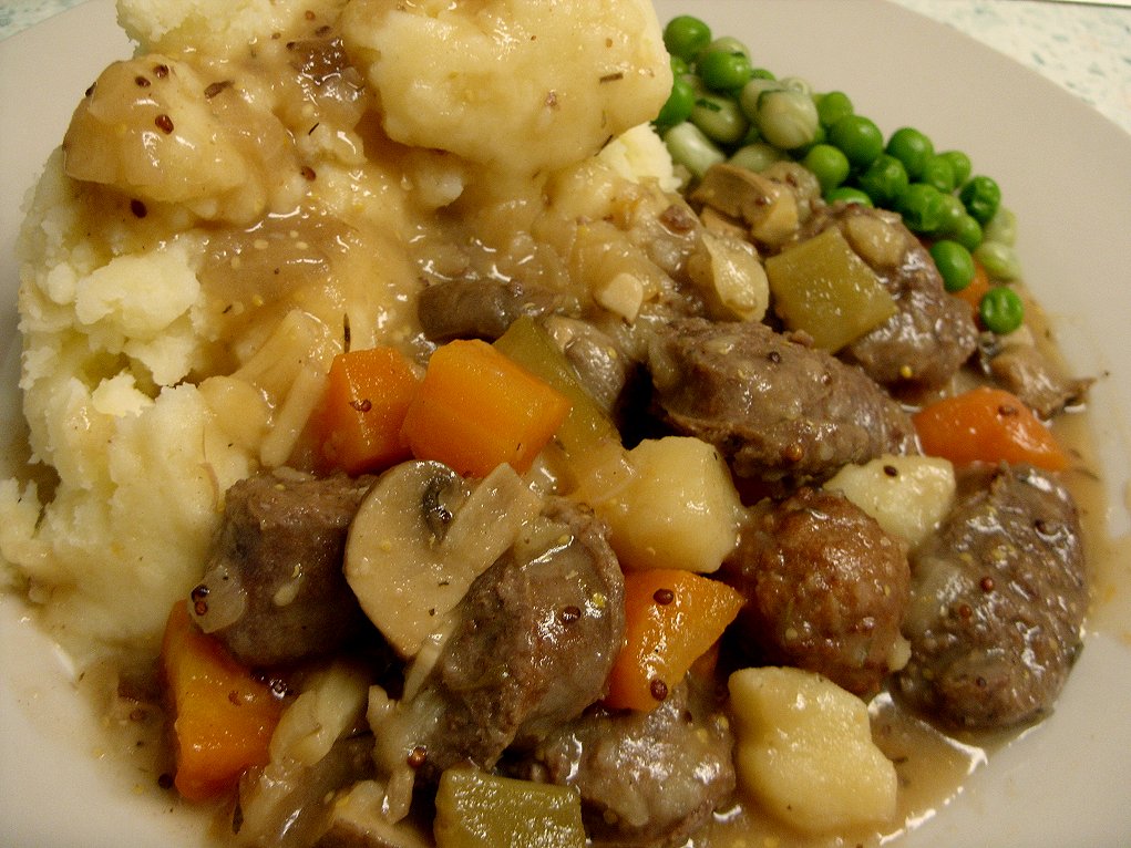 Recipe: Curry sausage casserole, rated 3.8/5 - 8 votes